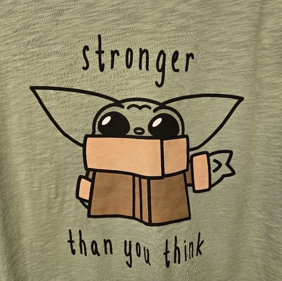 Star Wars Stronger than you think T-shirt Disney Park Green L - Picture 3 of 8